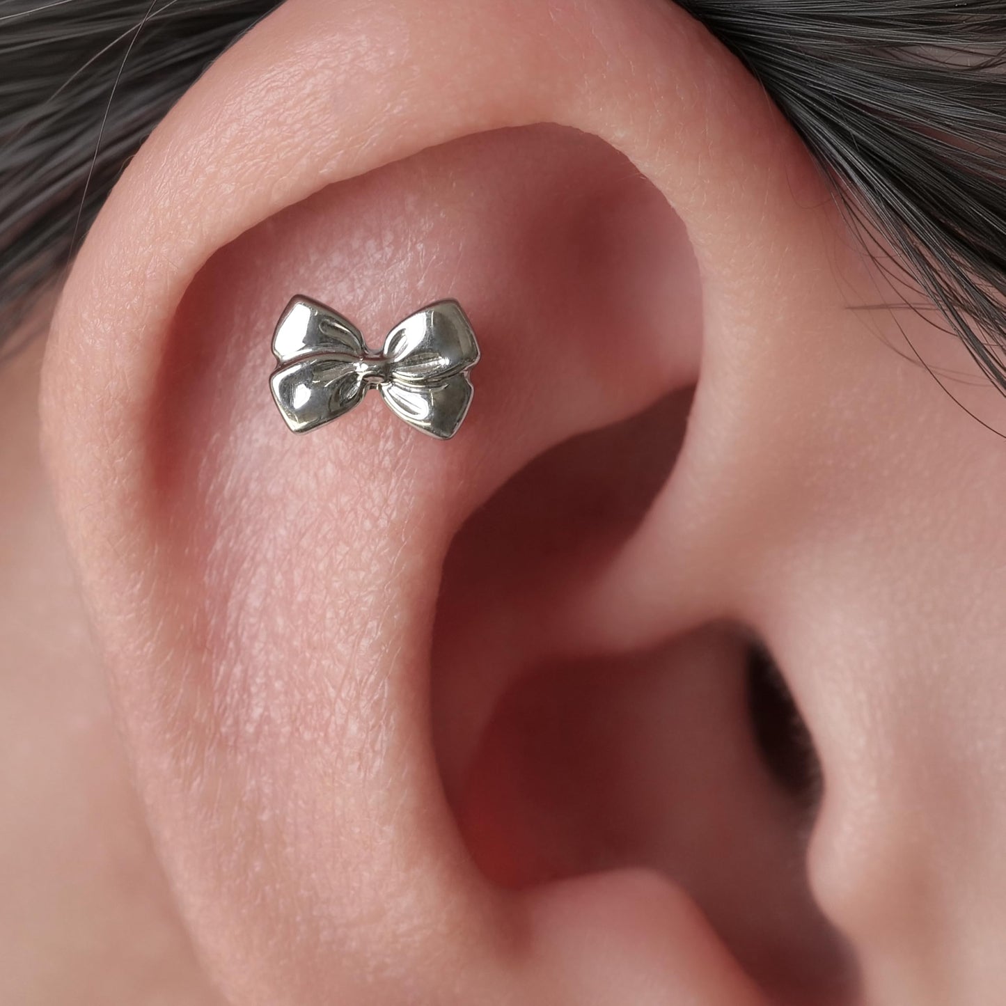 limerencia F136 Titanium Hypoallergenic Piercing Jewelry 18G 6mm 8mm 10mm Flat Back Internally Threaded Implant Grade Climber Stud Crawler Earrings For Cartilage,Tragus,Helix,Conch,Nose,Lip(1pc)